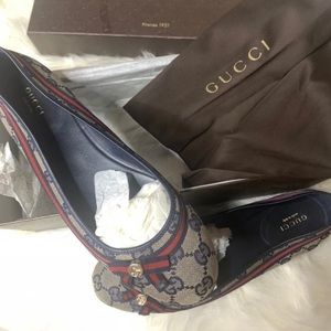 SOLD Gucci ballerina flats